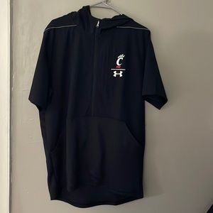 University of Cincinnati short sleeve windbreaker SZ L